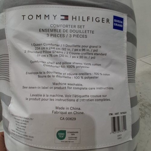 3PC TOMMY HILFIGER COMFORTER SET - QUEEN - GREY - (MODEL: 1976201) image 4