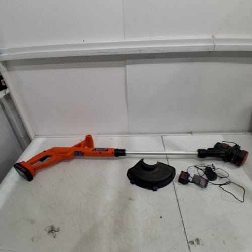 BLACK+DECKER CORDLESS STRING TRIMMER/EDGER WITH BATTERY - 10" - 20V - BLACK/ORANGE (MODEL: LST201) image 3