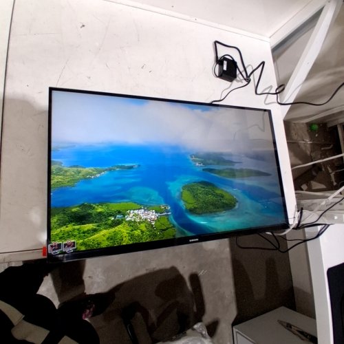 SAMSUNG 32" FHD 75HZ LED 1080HD FREESYNC MONITOR - BLACK (MODEL: LS32B300NWNXGO) image 2