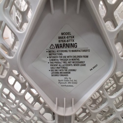TODDLEROO BY NORTH STATES SUPERYARD CLASSIC SAFETY GATE - 26" X 5FT - 18.5 SQ.FT - LIGHT GREY - (MODEL: 8666/8669) image 2