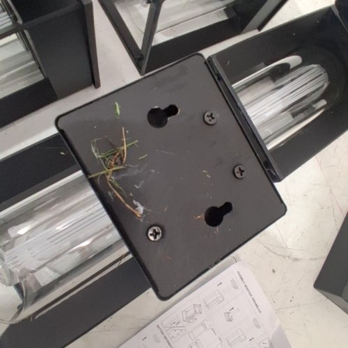 4PK NATURALLY SOLAR WALL/POST ACCENT LIGHTS - 25LM - BLACK (MODEL: 1938011) image 5