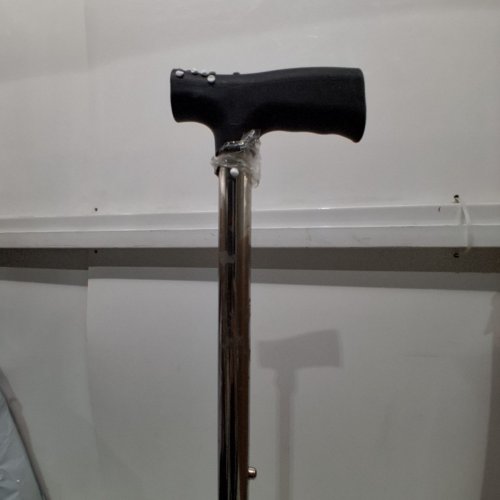 ADJUSTABLE WALKING CANE WITH 4 BASE ANTI SLIP WALKING STICK- 27" - STEEL image 4