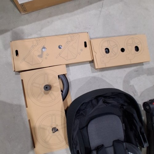 UPPABABY CRUZ V3 STROLLER - BLACK (STYLE: 0403-CRZ-NA-JMS) image 3