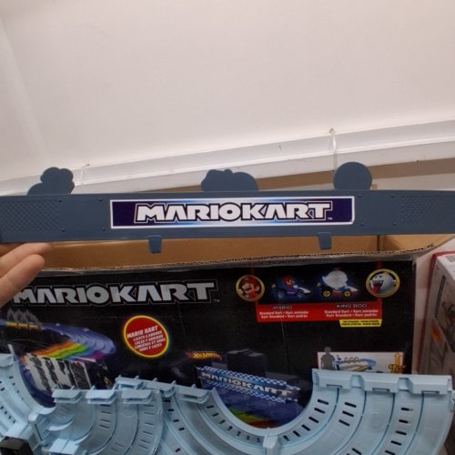 HOTWHEELS MARIO KART RAINBOW ROAD 5-TRACK RACING SET - AGES 4+ - 8FT TRACK - 24" HEIGHT - MULTI-COLOR (MODEL: GXX41-9565) image 5
