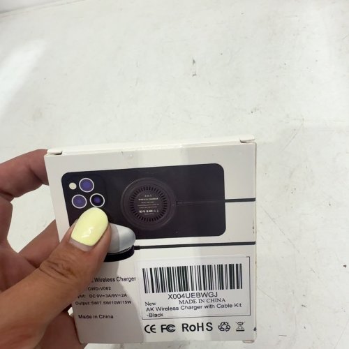 MAGNETIC WIRELESS CHARGER - 15W - BLACK (MODEL: CWD-V062) image 3