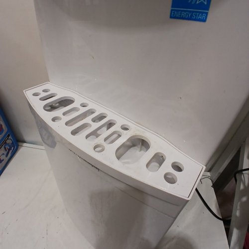 FRIGIDAIRE TOP-LOAD HOT & COLD WATER COOLER/DISPENSER - FITS 3-5 GALLON BOTTLES - WHITE (MODEL: EFWC498) image 4