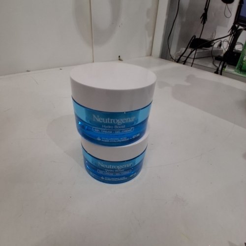 2PK NEUTROGENA HYDRO BOOST HYALURONIC ACID GEL CREAM - FOR NORMAL TO OILY SKIN - 47ML/EACH image 3