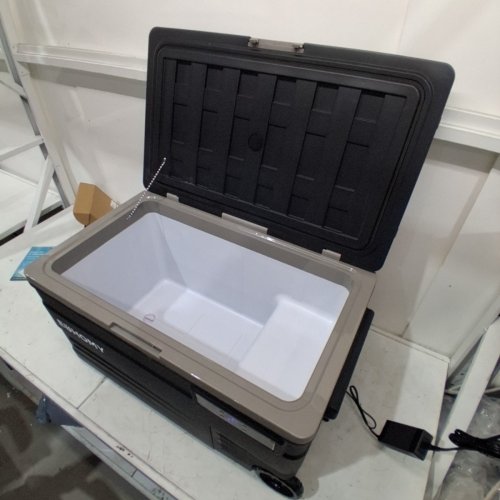 EUHOMY PORTABLE DIGITAL ELECTRIC CAR REFRIGERATOR/COOLER - 80QT - BLACK - (MODEL: U75) image 4