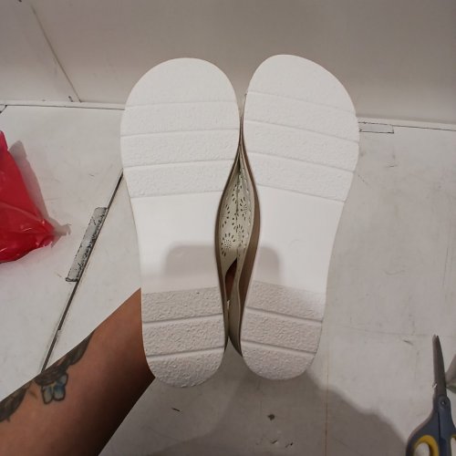 PERFORATED FLORAL SLIDE SANDALS - SIZE 8/9 - WHITE image 3