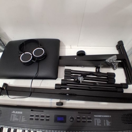 ALESIS TEACHER'S CHOICE 61-KEY PIANO KEYBOARD BUNDLE WITH CHAIR AND BENCH - BLACK\WHITE (MODEL: LQT0) image 5
