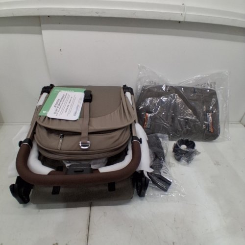 MAXI-COSI OXFORD CABIN COMPACT STROLLER - OAK TRUFFLE (ITEM: 01353COAT) image 3