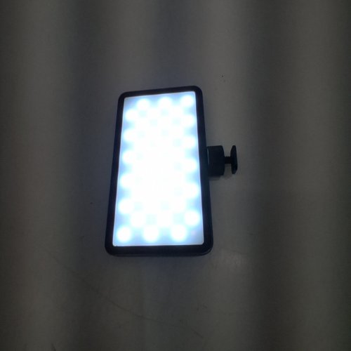 HEYDAY RECHARGEABLE LED CAMERA/VIDEO LIGHTING ACCESSORY WITH PHONE MOUNT - BLACK (MODEL: LEDLT1) image 2