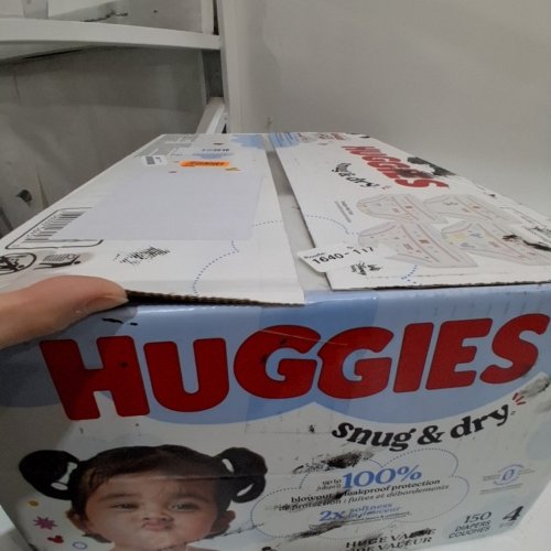150PK HUGGIES SNUG & DRY DIAPERS - SIZE 4 image 3