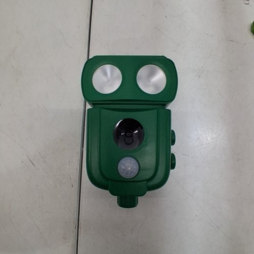 ANIMAL REPELLER ULTRASONIC SOLAR POWER BIRD DOG CAT SKUNK DEER RACCOON REPELLENT - 19" - GREEN image 3