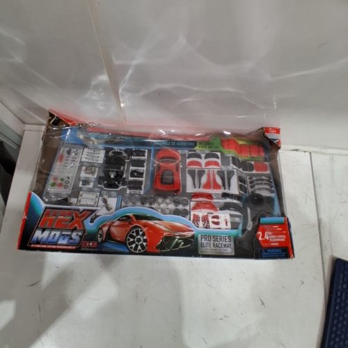 HEXBUG HEXMODS PRO SERIES ELITE RACEWAY BUILDABLE SCALE MODEL 2.4 GHZ CONTROLLER AND TRACKSET INCLUDED (MODEL: 434-7135) image 2