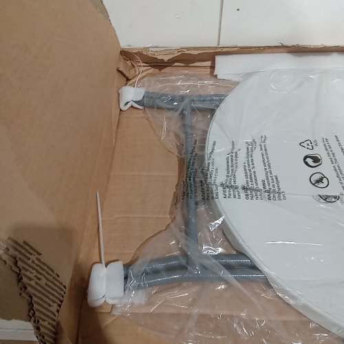 COSTWAY ROUND FOLDING TABLE, 32" - WHITE (MODEL: NP11936) image 4