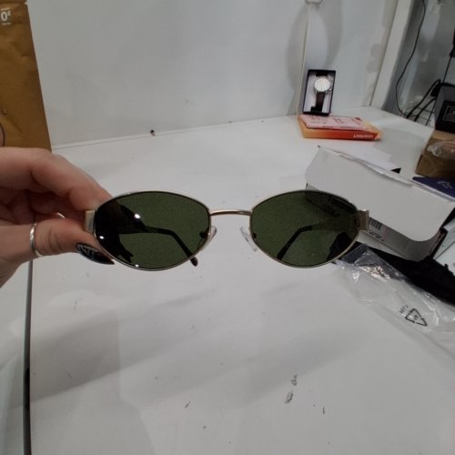 WOMENS SLEEK FASHION OVAL SUNGLASSES - GOLD-TONE AND TORTOISESHELL image 4