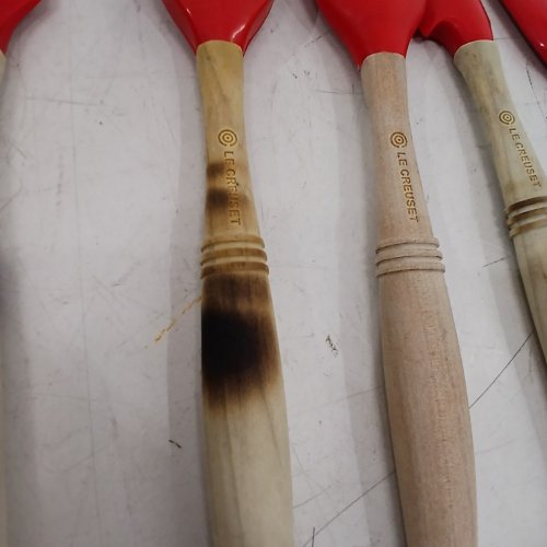 6PC LE CREUSET UTENSIL SET - 1 L STAND - SPATULAS AND BRUSH - RED image 5
