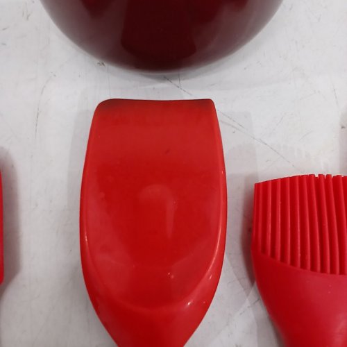 6PC LE CREUSET UTENSIL SET - 1 L STAND - SPATULAS AND BRUSH - RED image 6