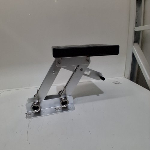 FUTURUP BOAT OUTBOARD MOTOR SUPPORT BRACKET - SUPPORTS 7.5HP-20HP MOTORS/MAX WEIGHT 115LBS - BLACK/SILVER image 2