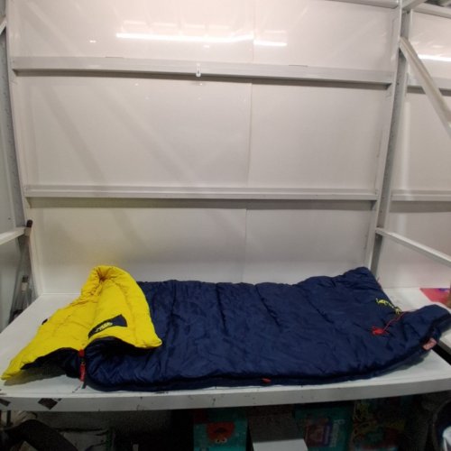 COLEMAN PALMETTO REGULAR WARM WEATHER SLEEPING BAG - RH ZIPPER - 75" X 33" - (MODEL: 2000034714) image 2