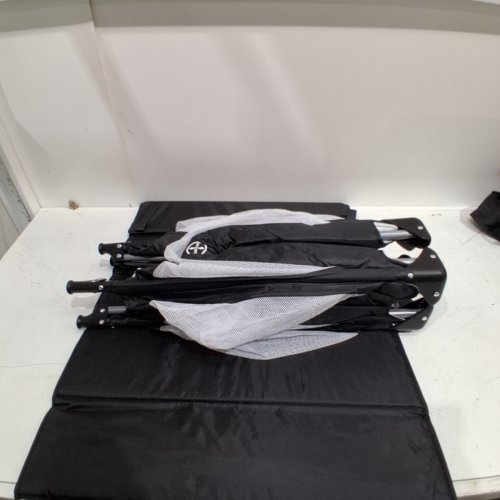 DREAM ON ME PORTABLE PLAY YARD NEST WITH CARRY BAG - BLACK/WHITE (MODEL: ‎436-BLK) image 6