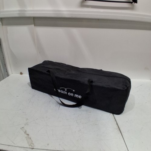 DREAM ON ME PORTABLE PLAY YARD NEST WITH CARRY BAG - BLACK/WHITE (MODEL: ‎436-BLK) image 4