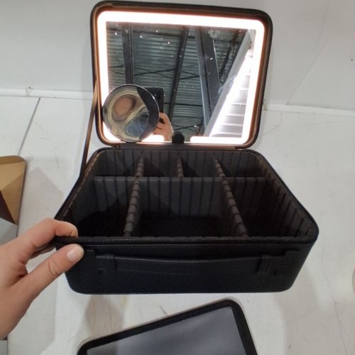 SHEFFIELD LABS CORDLESS REMI TRAVEL VANITY CASE SMART LED MIRROR (MODEL:MR795/2686868) image 3