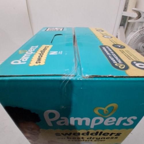 136PK PAMPERS SWADDLERS DIAPERS - NEWBORN SIZE image 3