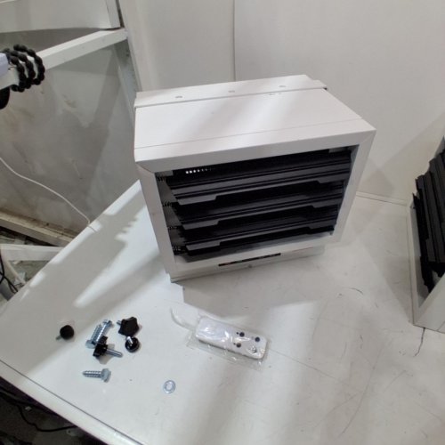 VEVOR DIGITAL FAN-FORCED CEILING MOUNT SHOP/GARAGE HEATER W/ REMOTE CONTROL & OVERHEAT PROTECTION, 5000W - 11" X 13" - WHITE - (MODEL: BGP2102-50R) image 2