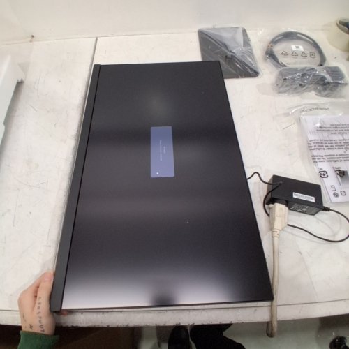 LG QHD IPS 100HZ MONITOR - 24" - BLACK (MODEL:24U631A-B) image 2