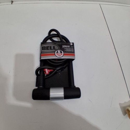 BELL SPORTS CATALYST 550 U-LOCK WITH CABLE image 2