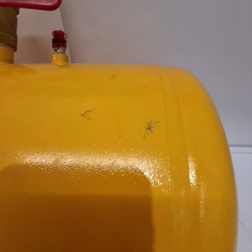 VEVOR TIRE BEAD SEATER AIR BLASTER WITH PRESSURE GAUGE & HANDLE - 10 GAL - YELLOW (MODEL:XJC-019) image 4