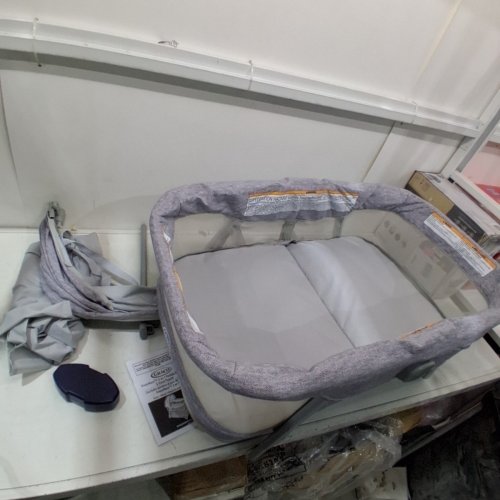 GRACO DREAMMORE 3-IN-1 PORTABLE BASSINET & TRAVEL PLAY YARD, 2-SPEED VIBRATION - GREY (MODEL: 2168170) image 4