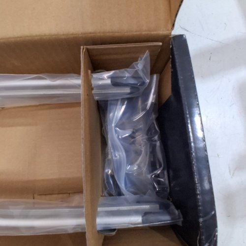 THULE ROOF RACK FRONT BIKE WHEEL HOLDER - 22" X 6" - ALUMINUM/BLACK (MODEL: 5470) image 3