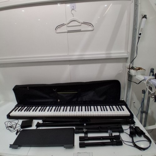 ALESIS RECITAL - 88 KEY DIGITAL ELECTRIC PIANO / KEYBOARD WITH SEMI WEIGHTED KEYS image 2