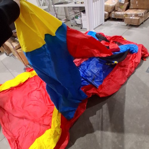 INFLATABLE BOUNCE HOUSE WITH SLIDE - 10FT X 6FT - RED/BLUE/YELLOW image 4