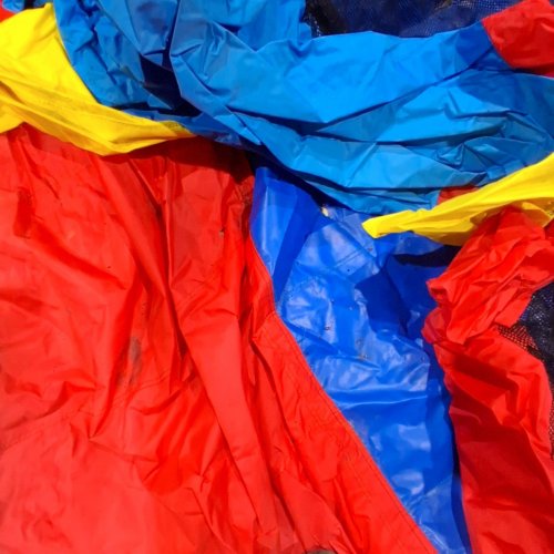 INFLATABLE BOUNCE HOUSE WITH SLIDE - 10FT X 6FT - RED/BLUE/YELLOW image 5