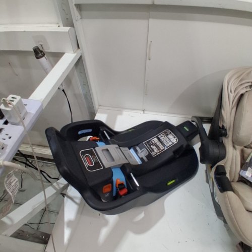 UPPABABY ARIA LIGHTWEIGHT INFANT CAR SEAT - OAT MÉLANGE/CHESTNUT LEATHER (MODEL:‎ 1001-ARI-CA-DCL) image 5