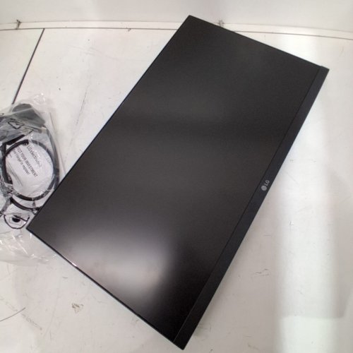 LG IPS FULL HD MONITOR WITH AMD FREESYNC - 100HZ - 21.5" - BLACK (MODEL: 22MS31W) image 6