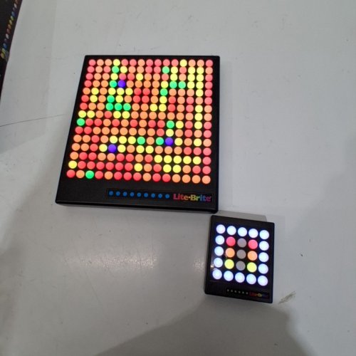 2PC LITE-BRITE TOUCH LIGHT-UP PEG ART BOARDS - BLACK image 3