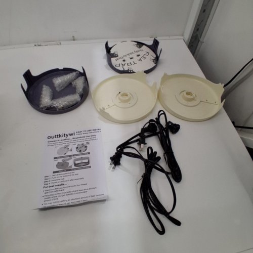 2PK ASPECTEK NON-TOXIC ODORLESS STICKY DOME FLEA TRAP image 2