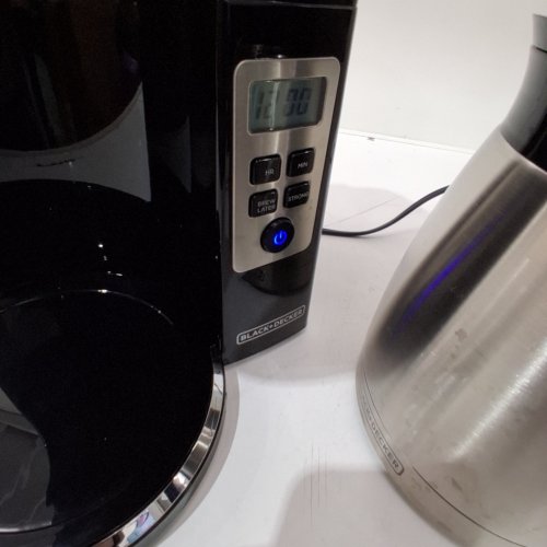 BLACK+DECKER 12 CUP THERMAL PROGRAMMABLE COFFEE MAKER - BLACK - (MODEL:CM2046S) image 2