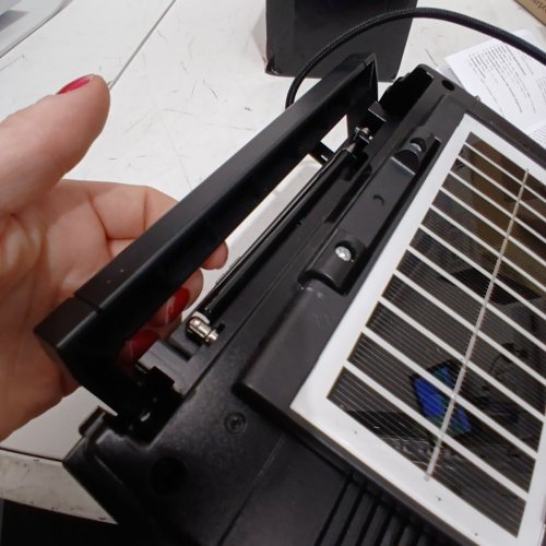 PRONUS PORTABLE RADIO - SOLAR AND USB RECHARGEABLE - BT/TF CARD/FM-AM FUNCTION BLACK (MODEL: J-750S) image 5