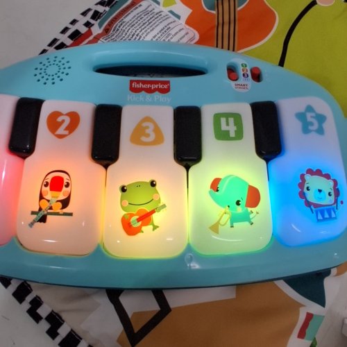 FISHER-PRICE 4-IN-1 BABY GROW KICK & PLAY PIANO GYM & MARACAS (MODEL: HVX56) image 2