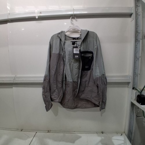 MEN'S WIND VEIL HOODED JACKET - SMALL - GRAY AND BLACK (STYLE: OM1627-038) image 3