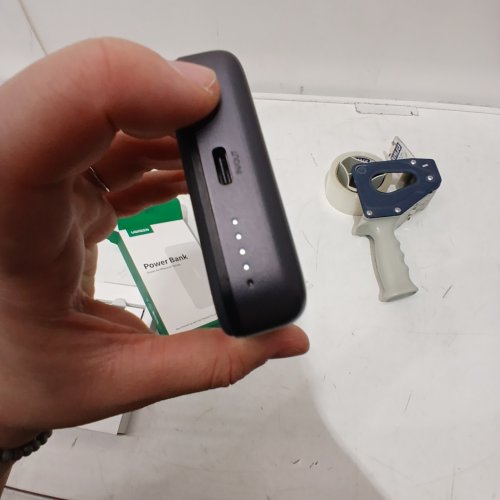 UGREEN MAGNETIC ATTACHMENT WIRELESS POWER BANK - 10000 MAH, 7.5W/20W - BLACK (MODEL:PB561) image 2