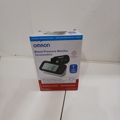 OMRON BLOOD PRESSURE MONITOR WITH AFIB SCREENING TECHNOLOGY - BLUETOOTH CONNECTIVITY (MODEL: BP7365CAN) image 3