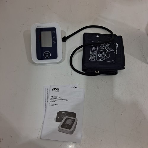 A&D MEDICAL BLOOD PRESSURE UPPER ARM MONITOR FOR HOME USE - BLACK/WHITE - (MODEL: UA-651CN) image 3