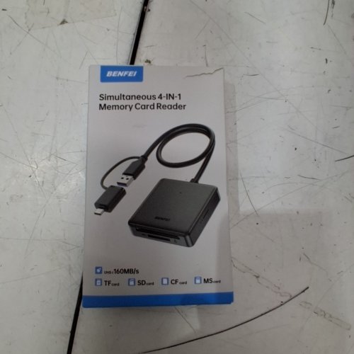 BENFEI 4-IN-1 TF/SD/MS/CF MEMORY CARD READER COMPATIBLE WITH IPHONE PRO/MAX, MACBOOK PRO/AIR 2023, IPAD PRO AND SURFACE BOOK 3 - BLACK image 3